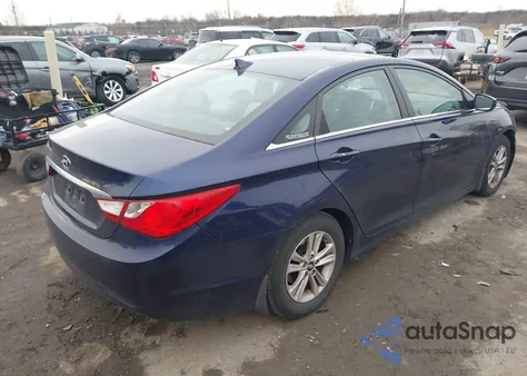 2013 Hyundai Sonata Gls z USA, uszkodzony, nr VIN 5NPEB4AC9DH646131